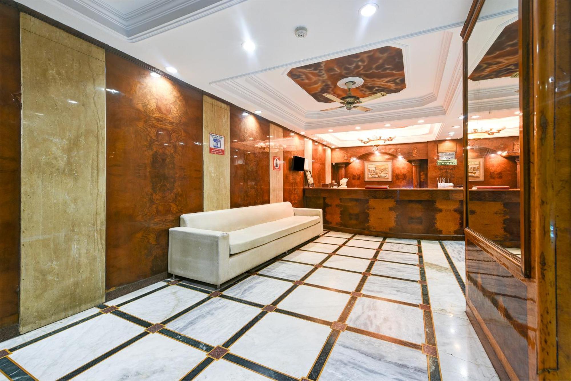 Hotel Geet Deluxe New Delhi Ngoại thất bức ảnh